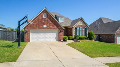 7408 E Jackson St, Broken Arrow, OK 74014 - photo 2