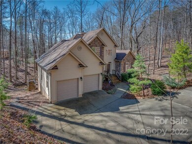 121 Crabapple Ct, Lake Lure, NC 28746 - photo 3