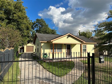 4818 Cetti St, Houston, TX 77009 - photo 2