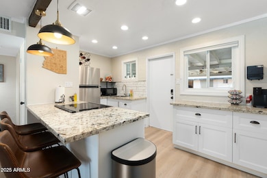 6037 E Hollyhock St unit 2, Phoenix, AZ 85018 - photo 7