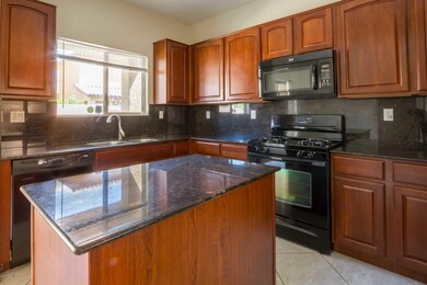 1712 W Green Thicket Way (7)