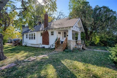 4033 E 68th St, Kansas City, MO 64132 - photo 2