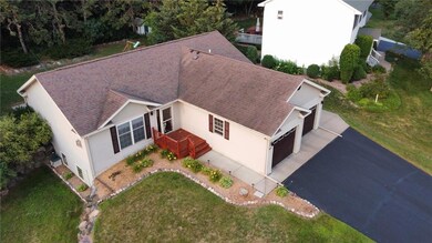 1401 17th Ave E, Menomonie, WI 54751 - photo 2