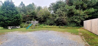 527 Columbia Ave, Ramseur, NC 27316 - photo 5