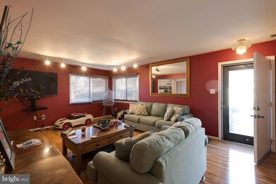 7655 Woodbine Dr, Laurel, MD 20707 - photo 7