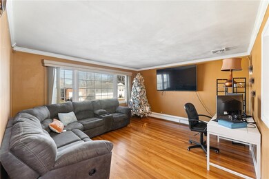 4 Flanders St, Johnston, RI 02919 - photo 7