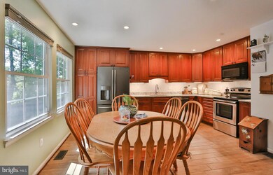 15223 Cedar Knoll Ct, Dumfries, VA 22025 - photo 5