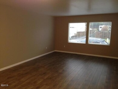 536 SE Neptune Ave, Lincoln City, OR 97367 - photo 5