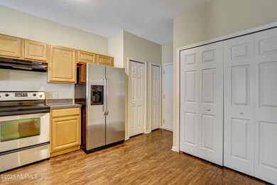 7846 Melvin Rd, Jacksonville, FL 32210 - photo 7