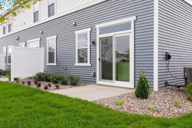 9266 4th St N, Lake Elmo, MN 55042 - photo 2