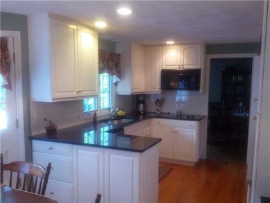 1 Greenbrier Ct W, Greenville, RI 02828 - photo 5