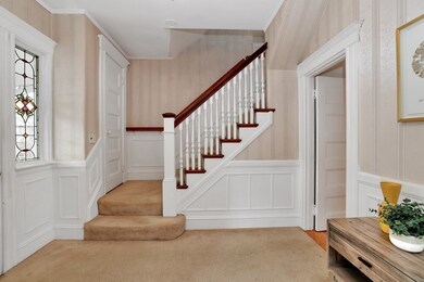 261 Temple St, West Roxbury, MA 02132 - photo 5