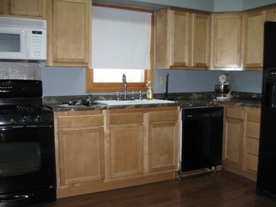 220W10thKitchen