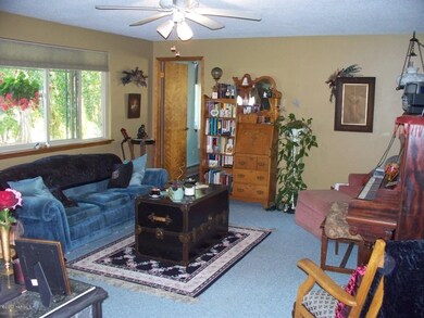 290 Bean Road 015