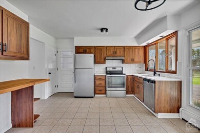 497 Route 32, North Chatham, NY 12132 - photo 5