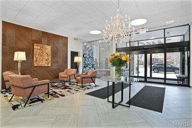 Executive House Apartments unit 10G, Saint Louis, MO 63108 - photo 2