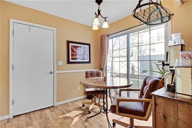 7254 Mastin St, Shawnee, KS 66203 - photo 4