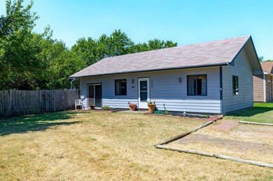 209 N Queen St, Maize, KS 67101 - photo 2