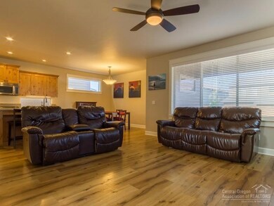 61052 Manhae Loop, Bend, OR 97702 - photo 3