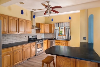 13 Berkeley St, Somerville, MA 02143 - photo 3