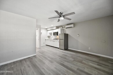 3025 N 32nd St unit 21, Phoenix, AZ 85018 - photo 5