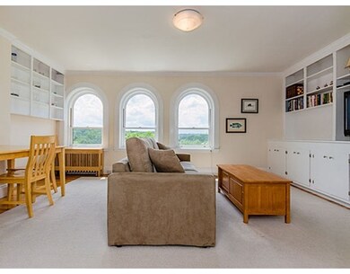 340 Tappan St unit 4, Brookline, MA 02445 - photo 4