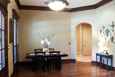 1915 Stonegate Valley Dr, Tyler, TX 75703 - photo 4