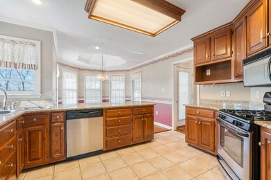 112 Saxon Ct, Columbia, TN 38401 - photo 6