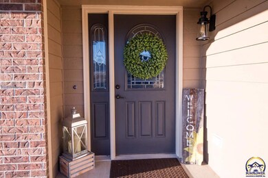 6302 SW 48th Place, Topeka, KS 66610 - photo 2