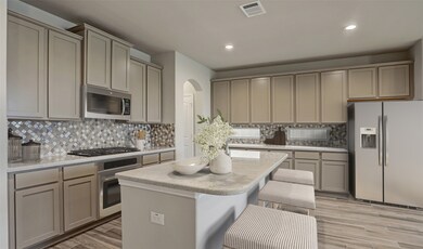 1737 Yaupon Trail Ct, Alvin, TX 77511 - photo 7