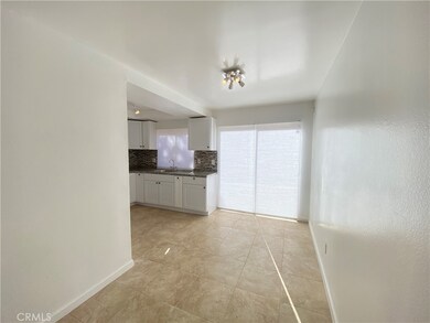 12196 Carnation Ln unit B, Moreno Valley, CA 92557 - photo 6