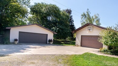 11445 Trinkle Rd, Dexter, MI 48130 - photo 4