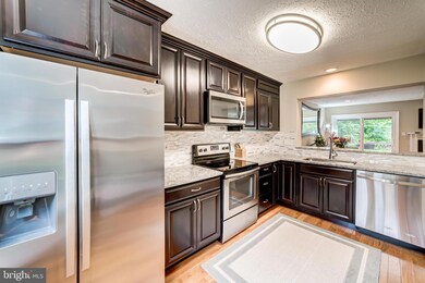 7333 Stream Way, Springfield, VA 22152 - photo 6