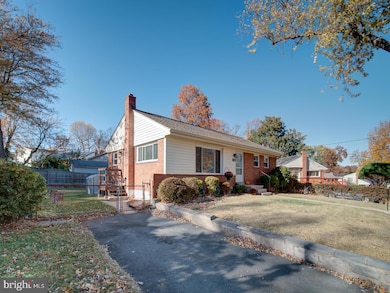 11904 Lafayette Dr, Silver Spring, MD 20902 - photo 2