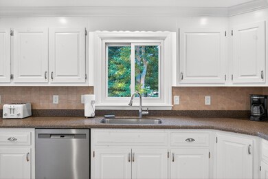 25 Woodcrest Ln, West Yarmouth, MA 02673 - photo 3