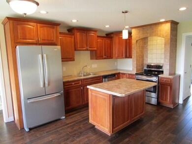 365 Crescent View Dr, Shepherdsville, KY 40165 - photo 7