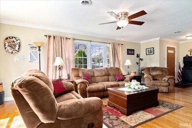 402 N Gibson St, Princeton, IN 47670 - photo 5