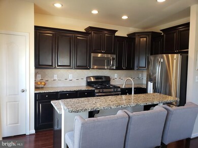 11409 Sandhurst Place, White Plains, MD 20695 - photo 3