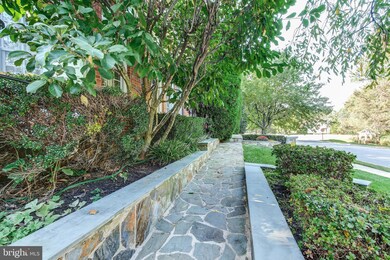 6276 Timarron Cove Ln, Burke, VA 22015 - photo 6