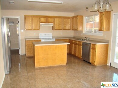 501 Delmar Dr, Copperas Cove, TX 76522 - photo 7