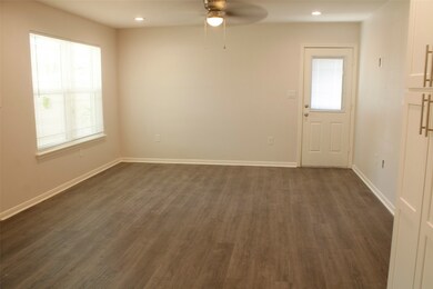 9023 Lanewood Dr, Houston, TX 77016 - photo 3