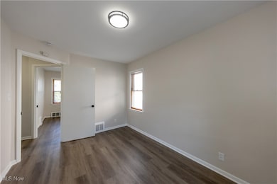 29103 Barjode Rd, Willowick, OH 44095 - photo 6