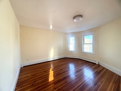 135 Independence Ave unit 3, Quincy, MA 02169 - photo 3