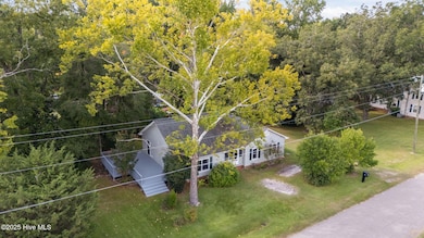 110 Bingham St, Carthage, NC 28327 - photo 2