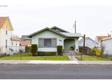 1005 E 9th St, the Dalles, OR 97058 - photo 3