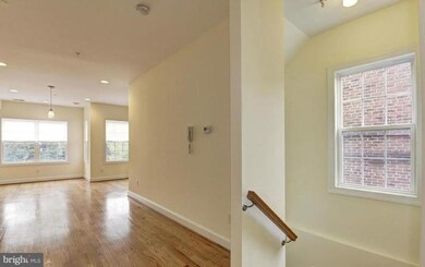 812 5th St NE, Washington, DC 20002 - photo 5