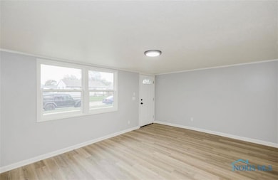 6024 322nd St, Toledo, OH 43611 - photo 5