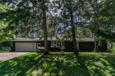 1110 16th Ave E, Menomonie, WI 54751 - photo 2