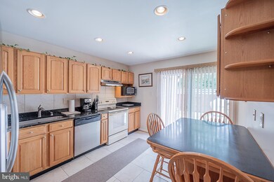 13027 Marquette Ln, Bowie, MD 20715 - photo 7