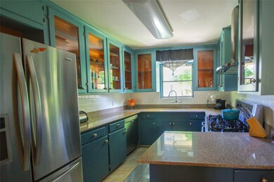 1903 Latexo Dr, Houston, TX 77018 - photo 4